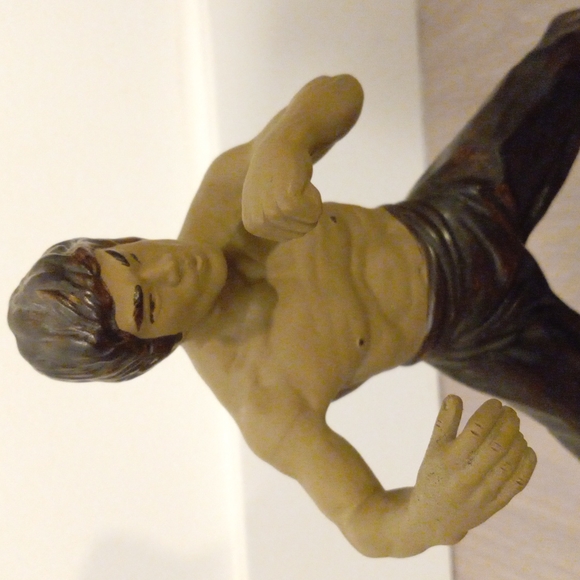 Bruce Lee hand sculpted sculptures figures - Picture 16 of 16
